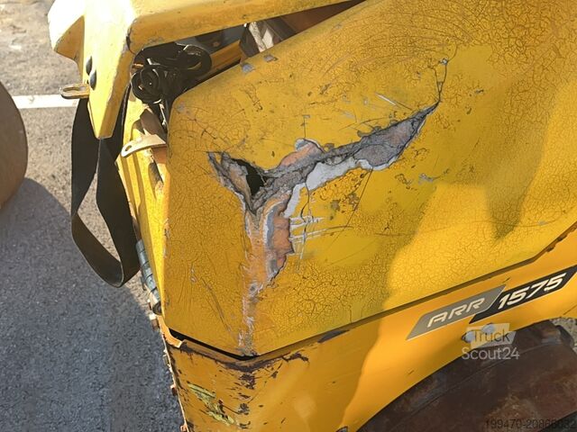 Rolo tandem Ammann ARR 1575 – Remote-Controlled Trench Roller Ideal for Soil Compaction