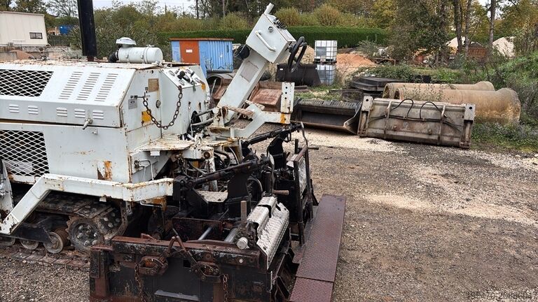 Acabadora de asfalto Fortress Allat 450P