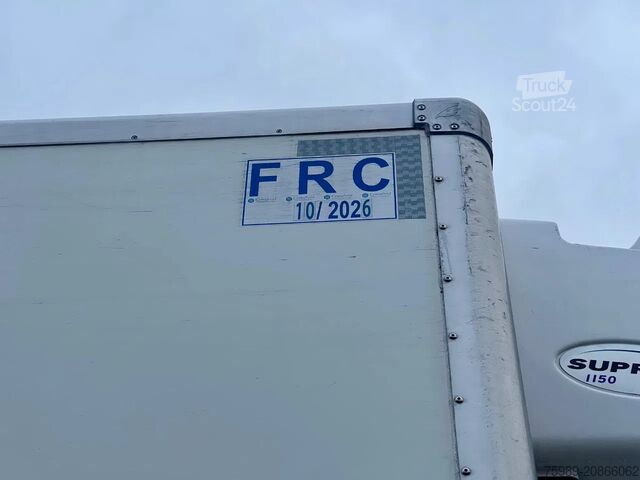 Hűtött/fagyasztott szállítás Renault T380 VF611M165MD003883, 6x2,  388567 km, 8.90 M...