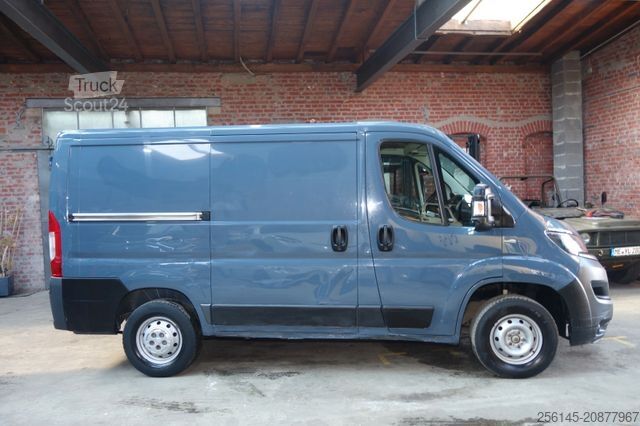 Furgoneta PEUGEOT Boxer Kasten L1 H1 Klima Kamera Tempo Tüv E6