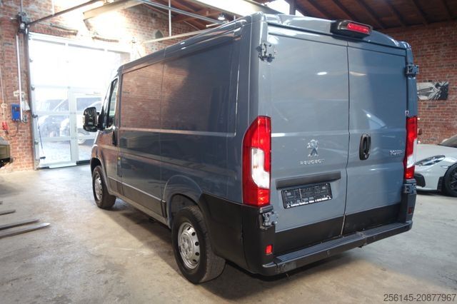 Furgoneta PEUGEOT Boxer Kasten L1 H1 Klima Kamera Tempo Tüv E6