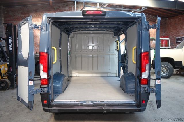 Furgoneta PEUGEOT Boxer Kasten L1 H1 Klima Kamera Tempo Tüv E6