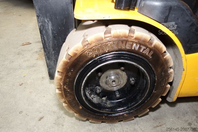 Front loader forklift HYUNDAI 18BT-9U UVV 4,25m Hubh 1680kg Ladegerät