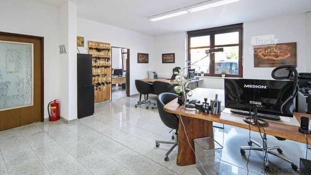 Front loader forklift HYUNDAI 18BT-9U UVV 4,25m Hubh 1680kg Ladegerät