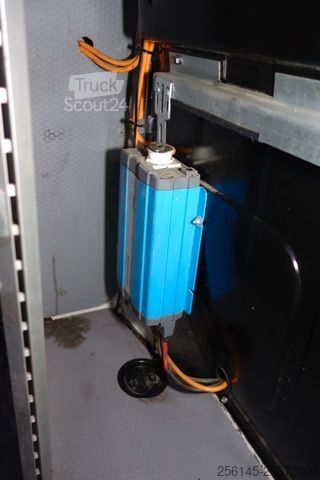 Kleinbus VOLKSWAGEN T6  4x4 L1H1 Standheizung Sortimo AHK Klima Navi