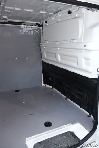 Furgoneta RENAULT Trafic Kasten L1H1 TüvNeu Scheckheft 1Hand Klima