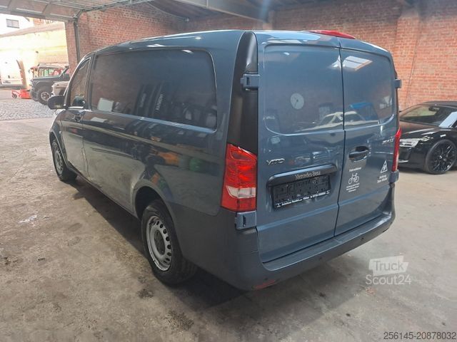 Minibuss MERCEDES-BENZ Vito Kasten 110 Kamera Tempom. Klima Tüv neu E6