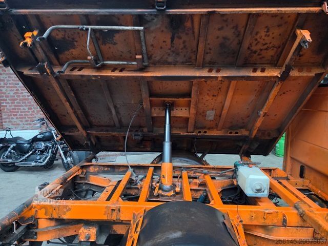 Minibuss MERCEDES-BENZ Sprinter DoKa 3 S Kipper 515 CDI AHK 7 Sitze