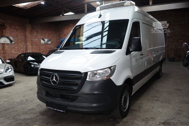 Furgoneta frigorífica MERCEDES-BENZ Sprinter Tiefkühler -25 C°RWD 317 Tüv Neu Klima