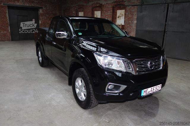 Pick-up NISSAN Navara NP300 Acenta King Cab 4x4 TüvServiceNeu