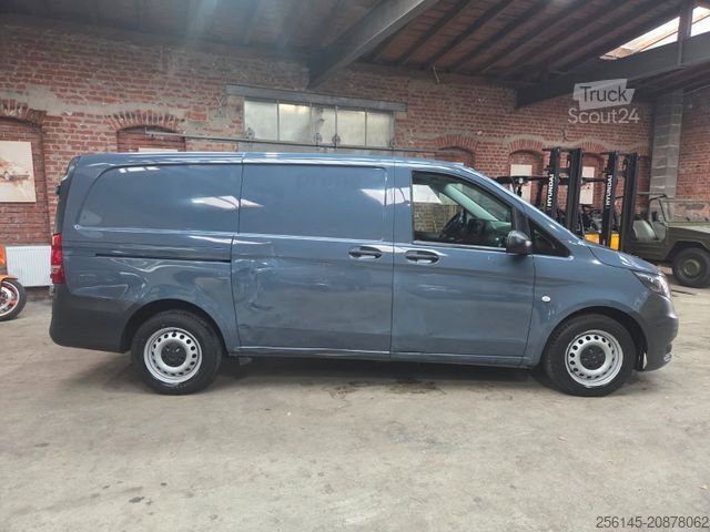 Furgoneta MERCEDES-BENZ Vito Kasten 110  Kamera Tempom. Klima Tüv neu E6