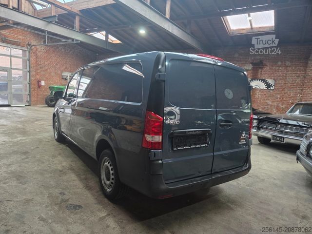 Furgoneta MERCEDES-BENZ Vito Kasten 110  Kamera Tempom. Klima Tüv neu E6