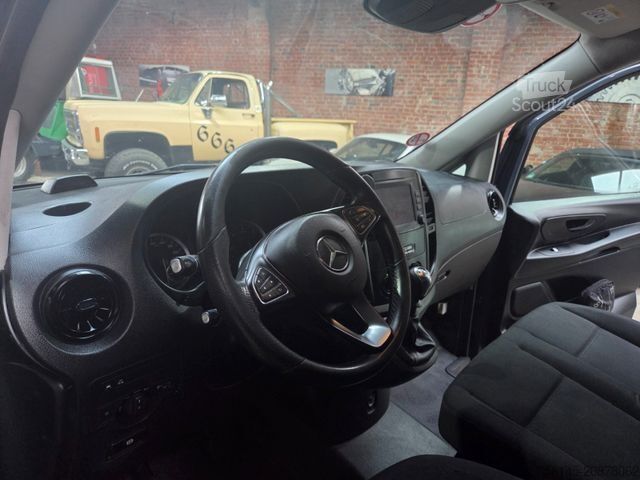 Furgoneta MERCEDES-BENZ Vito Kasten 110  Kamera Tempom. Klima Tüv neu E6