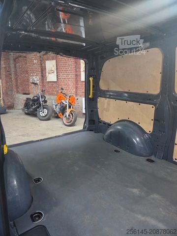 Furgoneta MERCEDES-BENZ Vito Kasten 110  Kamera Tempom. Klima Tüv neu E6