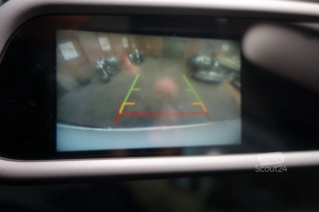 Minibús RENAULT Trafic Kasten L1H1 TüvNeu Scheckheft 1Hand Klima