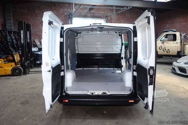 Minibús RENAULT Trafic Kasten L1H1 TüvNeu Scheckheft 1Hand Klima