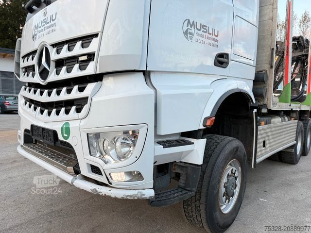 Autocamion pentru transport bușteni MERCEDES-BENZ Arocs MP5 3353 6X6 BB Holztranspor Kran Penz 12Z