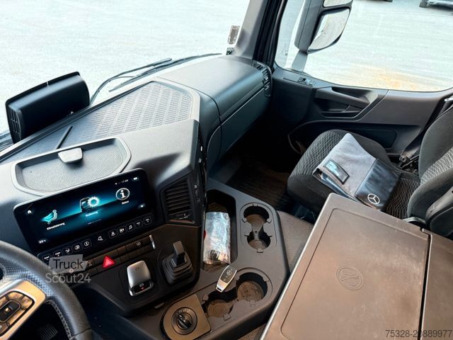 Autocarro forestale MERCEDES-BENZ Arocs MP5 3353 6X6 BB Holztranspor Kran Penz 12Z