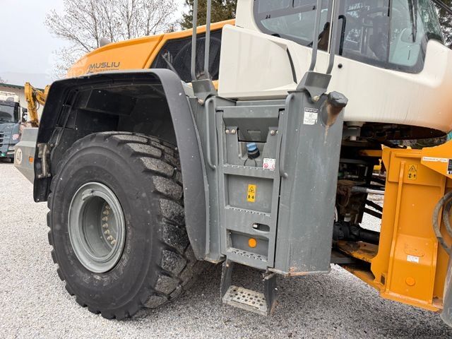 Tekerlekli yükleyici LIEBHERR L 566 Xpower 4,2m3 Schaufel Joystick Lenkun Top