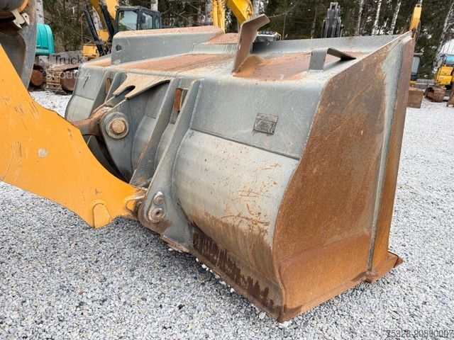 Tekerlekli yükleyici LIEBHERR L 566 Xpower 4,2m3 Schaufel Joystick Lenkun Top