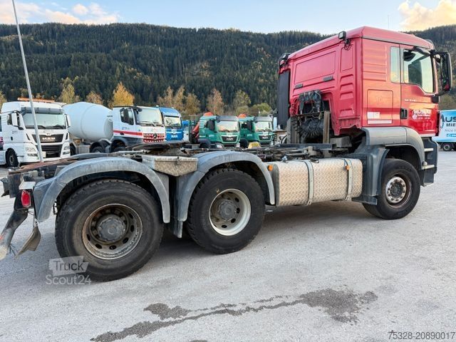 Standardowy ciągnik siodłowy MAN TGS 33.480 6x4 BB Schalter Retarder Wechsel hydr