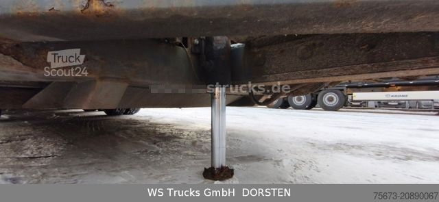 Remorque de transport de chevaux MENKE-JANZEN Tandem 3 Achsen 2 Stock Eigenes Aggregat