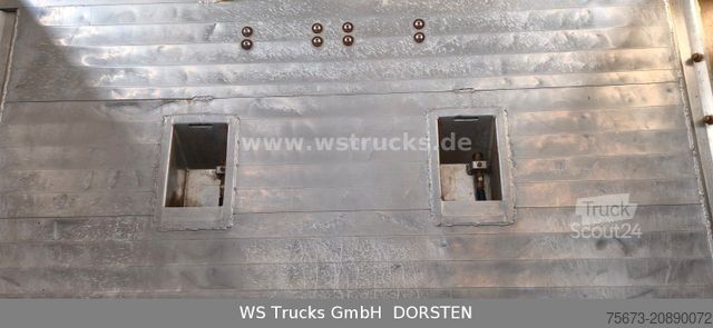 Remorque de transport de chevaux MENKE-JANZEN Tandem 3 Achsen | 2 Stock | Hubdach | Aggregat