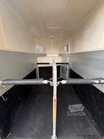 Paardentransportaanhanger HUMBAUR XANTHOS Aero 2 Pferdehänger ALU SK 2,4t 1Hd.
