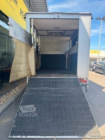 Transporteur de bétail MERCEDES-BENZ Atego 817 Pferdetransporter LKW 4 Pferde  7,5t