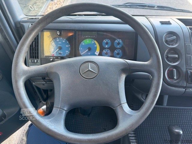 Transporteur de bétail MERCEDES-BENZ Atego 817 Pferdetransporter LKW 4 Pferde  7,5t