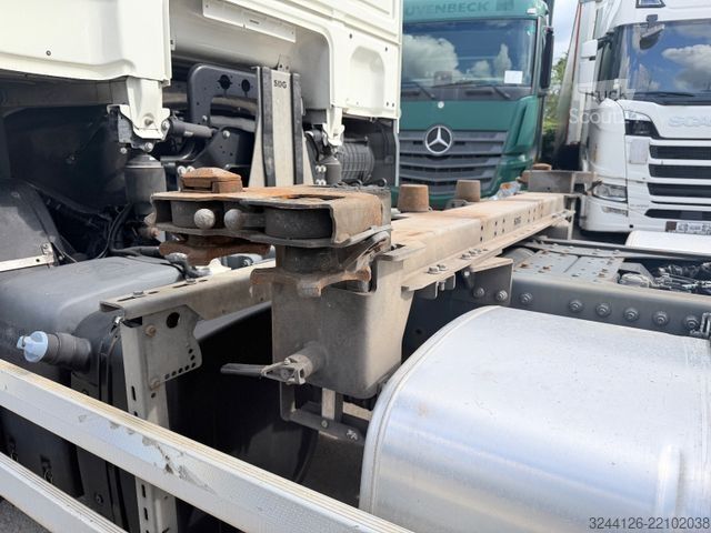 Caminhão com carroçaria intercambiável DAF XF480 FAR/Multiwechsler/2XAHK/SSC/Retarder/2Tank
