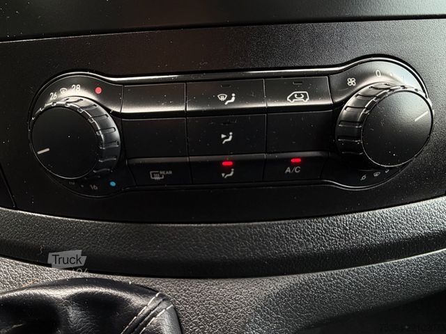 Minibus MERCEDES-BENZ Vito 109 Cdi Lang Tourer 9Sitze Schiebetür Klima