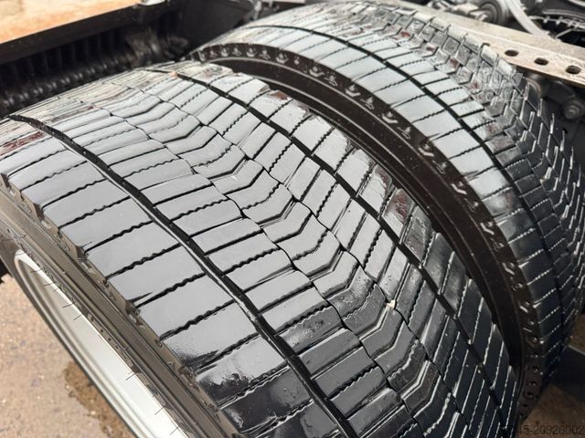 Volumen SZM MERCEDES-BENZ ACTROS 1845 *  GIGASPACE * 2 X TANK * ACC *