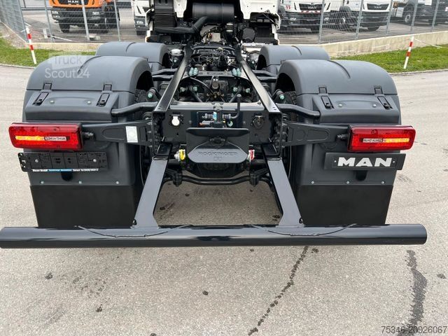 Φορτηγό βαρέως τύπου MAN TGS 33.510 BB 6x4 FG/RS 3,30m/59 to./NA/AHK/Neu