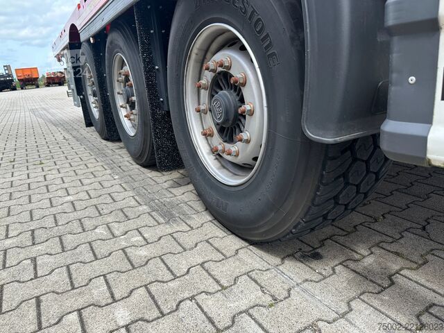 Plataforma remolque Kässbohrer LOWBED new and unused Heavy-Duty flatbed / 690c...