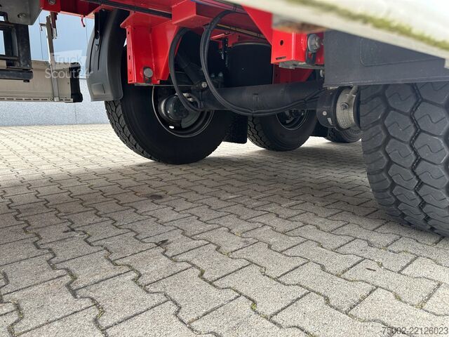 Plataforma remolque Kässbohrer LOWBED new and unused Heavy-Duty flatbed / 690c...