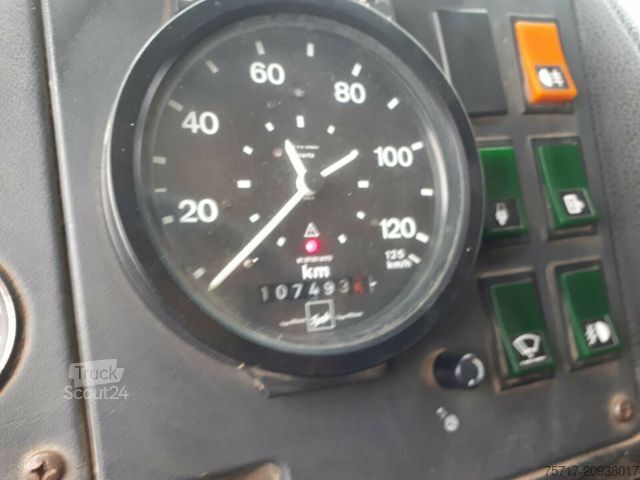 Kipper LKW VOLVO F10 260,Blatt Federung,Dreiseitenkipper,NO CRANE