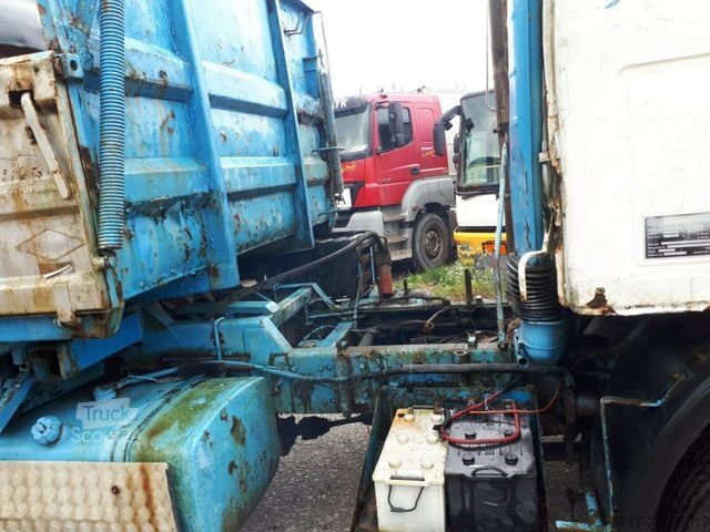 Kipper LKW VOLVO F10 260,Blatt Federung,Dreiseitenkipper,NO CRANE