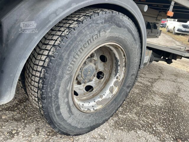 Вантажівка з платформою і тентом DAF LF 260 FA, GERMAN, EURO6, Schlafkabine