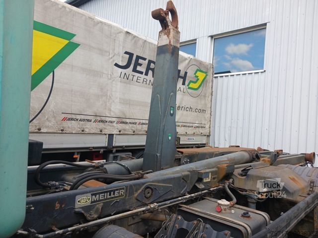 Abrollkipper MAN Meiller RK 20.65 BJ 2004 und RK 20.65 BJ 2001