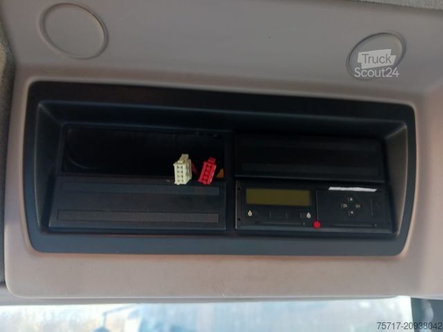 Valníkový nákladní automobil s plachtou DAF LF 260 FA, GERMAN, EURO6, Schlafkabine