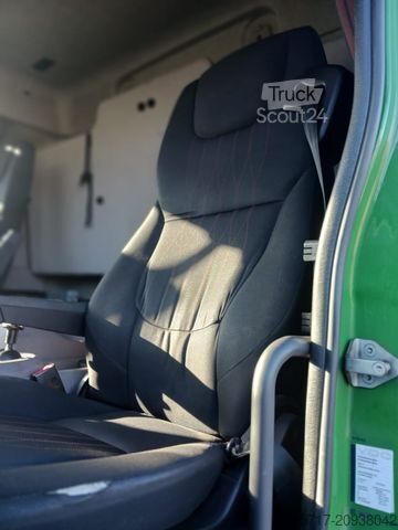 Valníkový nákladní automobil s plachtou DAF LF 260 FA, GERMAN, EURO6, Schlafkabine