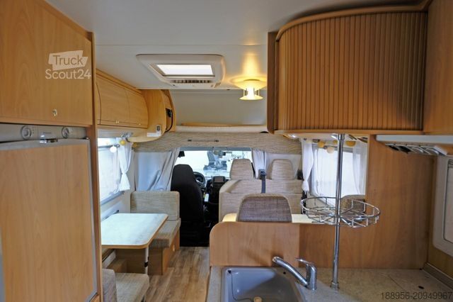 Autorulotă cu alcovă BÜRSTNER A 645/Etagenbetten/Aufbauklima/Markise