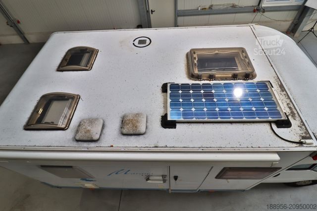 Autorulotă semi-integrată BÜRSTNER T 580 Marano/Festbett/Solar/Markise/nur 5,99 m