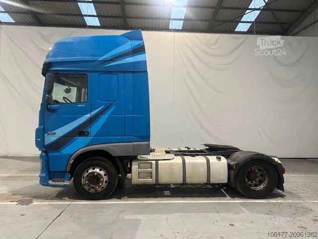 Standaard-SZM DAF XF 106.460 SUPERSPACECAB