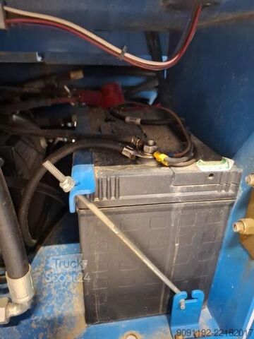 Ascensore a forbice Genie GS-4390 RT