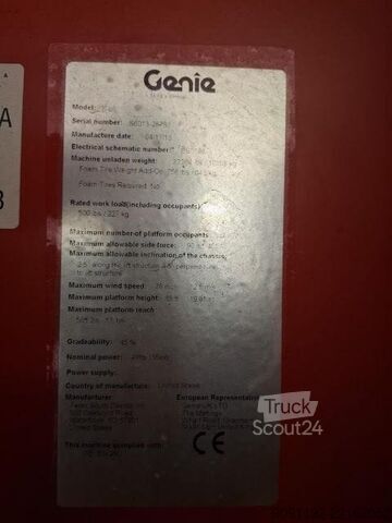Teleskooppinen alusta Genie S-65