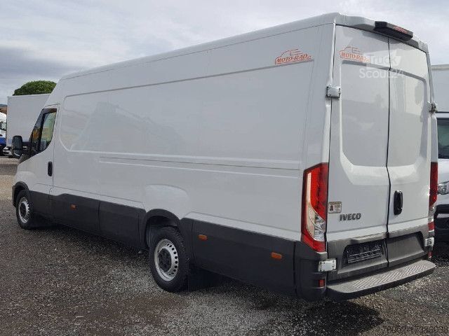 Panelinis furgonas IVECO 35S16