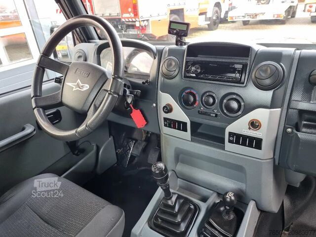 Pickup Iveco Massif Santana 25S15 3.0D 4X4 Pick up Lier 3500...