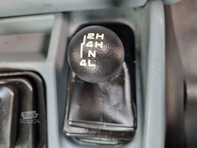 Pickup Iveco Massif Santana 25S15 3.0D 4X4 Pick up Lier 3500...